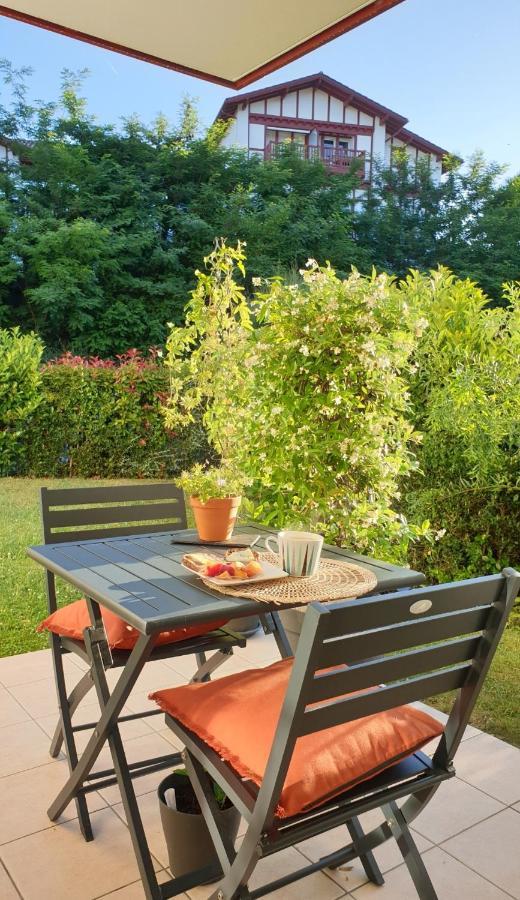 Appartement Calme Avec Jardin Bidart Biarritz Esterno foto